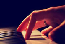 拉脱维亚队在帆船比赛中夺得多枚奖牌：风与海的胜利